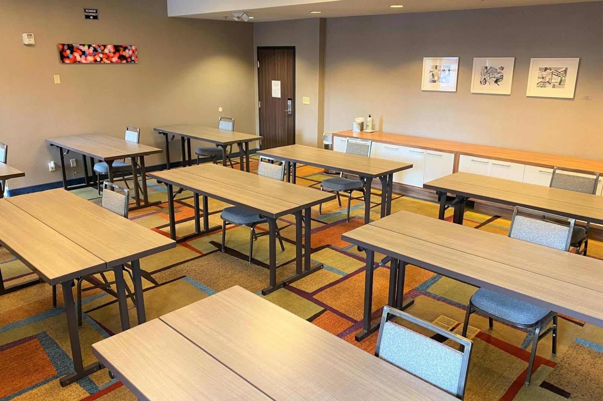 Fairfield Inn Las Vegas Convention Center Экстерьер фото