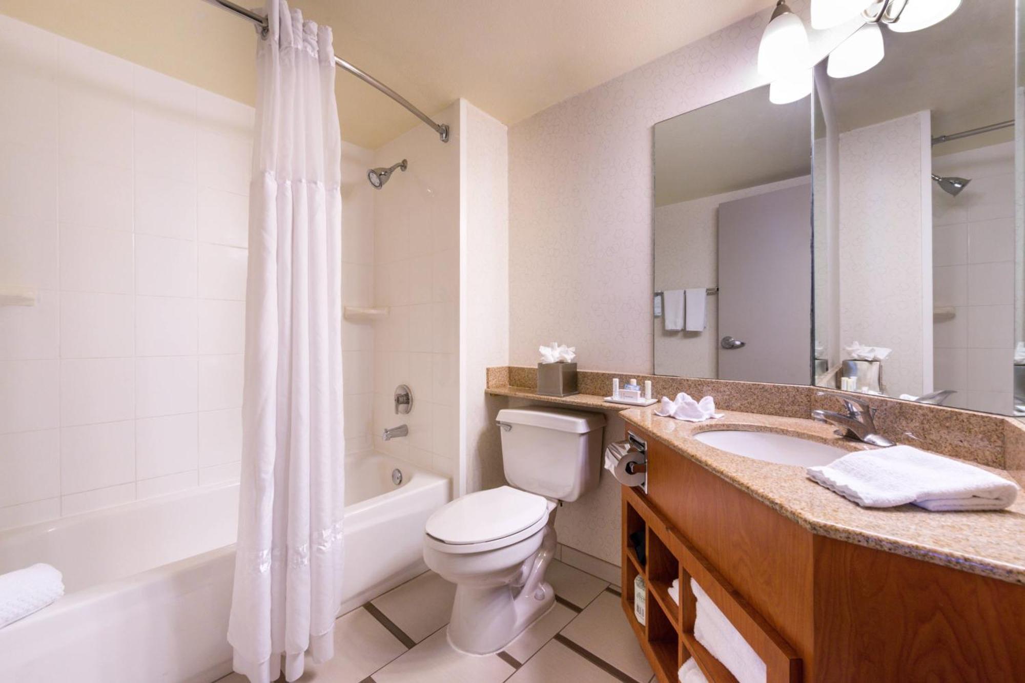 Fairfield Inn Las Vegas Convention Center Экстерьер фото
