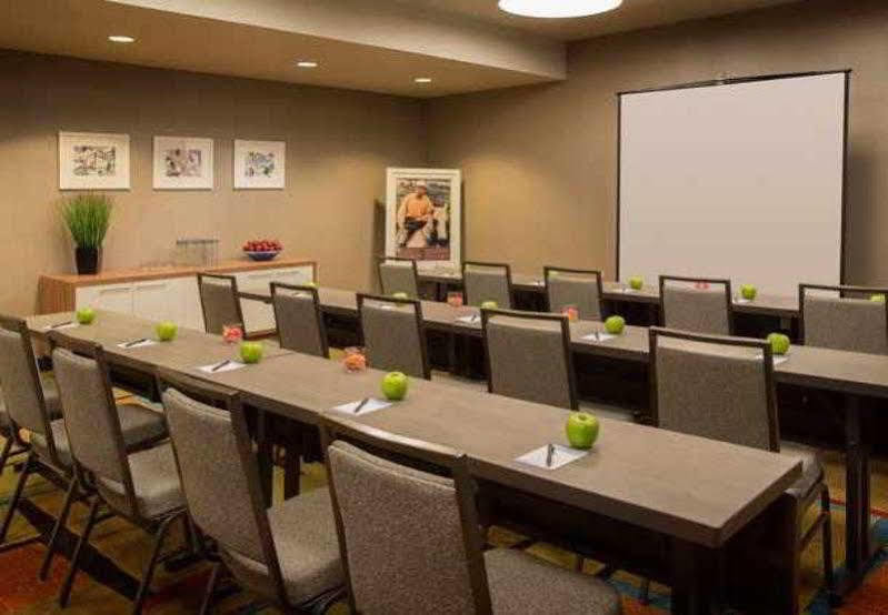 Fairfield Inn Las Vegas Convention Center Экстерьер фото